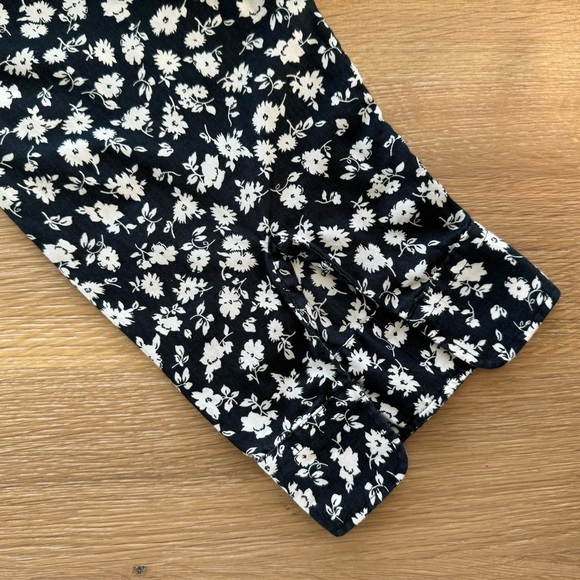 Lauren Ralph Lauren Women’s Shirt Size 2X Floral Blouse Button Down Black White - Picture 5 of 8